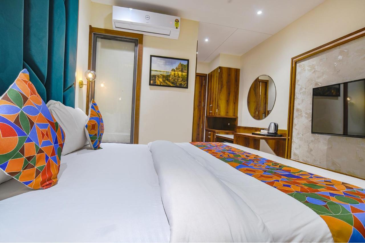Fabhotel Benchmark Indore Exterior photo